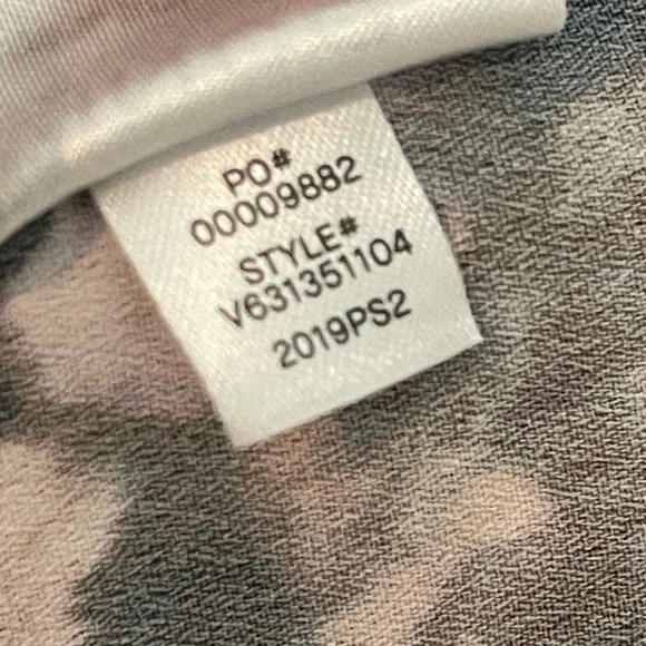 Vince Floral Long Sleeve Dress.NWT. - Picture 8 of 9